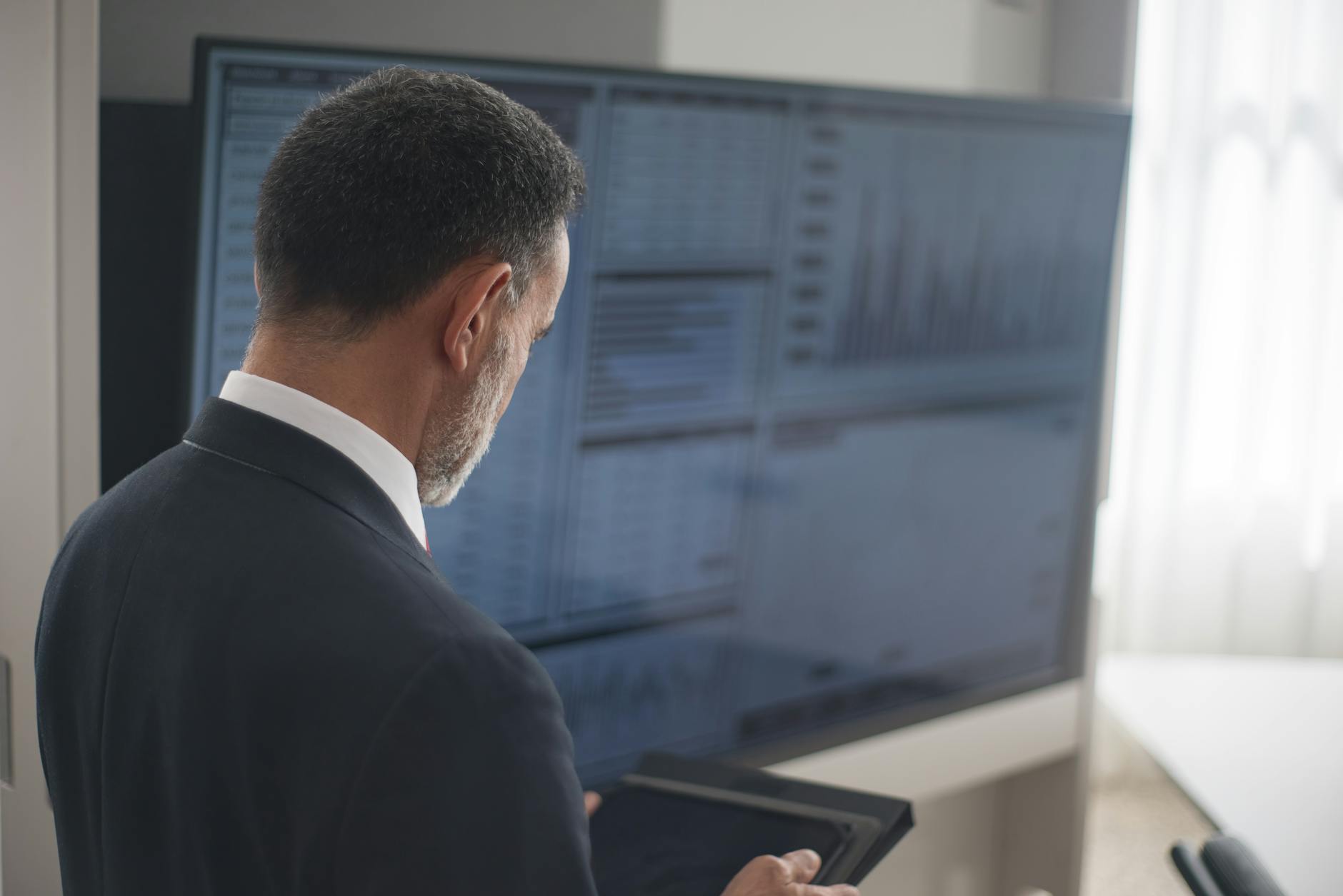ETF intelligence artificielle : quels supports choisir et comment les intégrer à un PEA ?