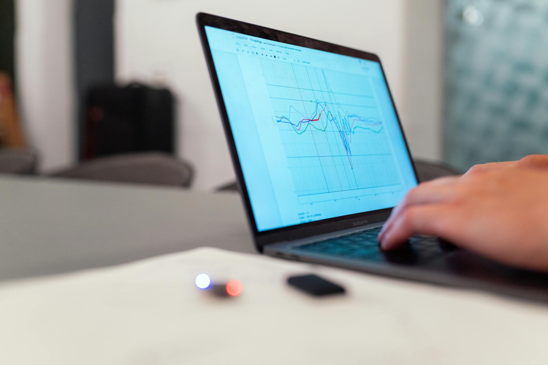 Définition veille technologique : méthodes, outils et importance pour l’intelligence artificielle